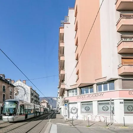 600m Gare Et 400m Gem: Lit Double, Wifi Fibre
