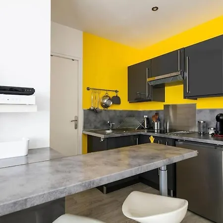 Apartment 600m Gare Et 400m Gem: Lit Double, Wifi Fibre Grenoble